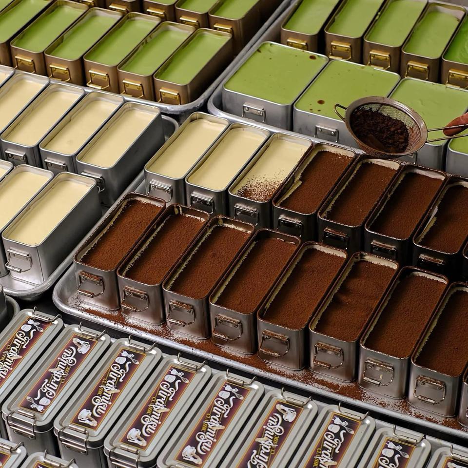 FromD Tiramisu -duoc-ban-tai-THE350F HANOI BY GC