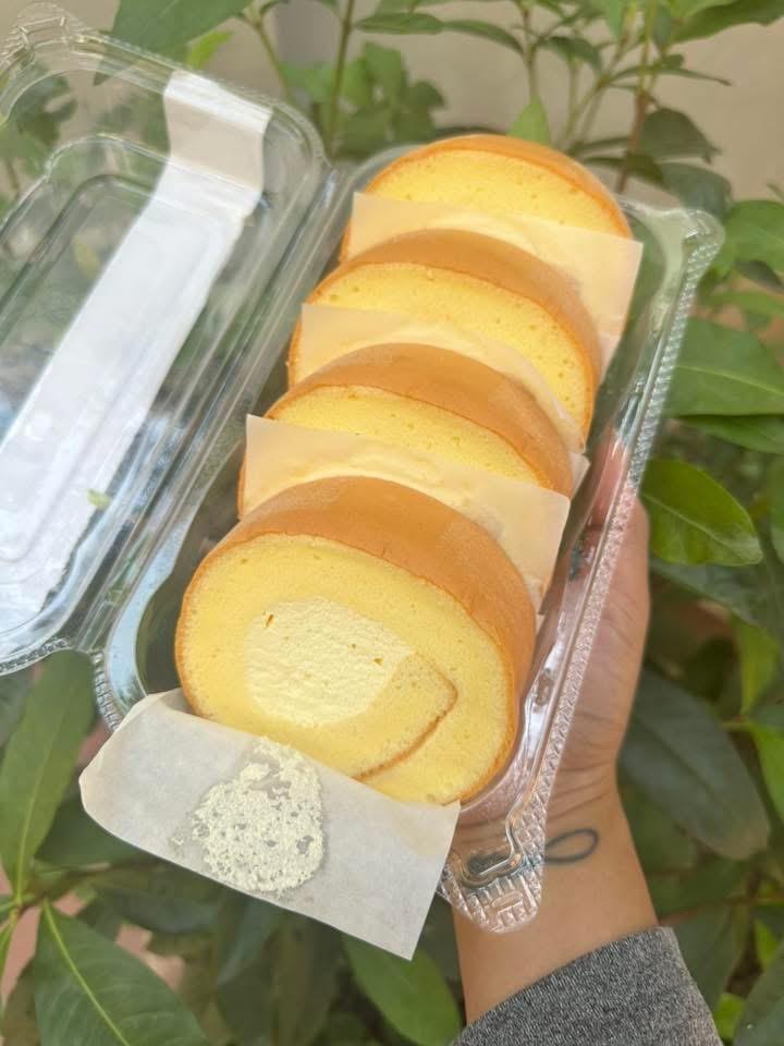 Bông lan cuộn truyền thống -duoc-ban-tai-THE350F HANOI BY GC