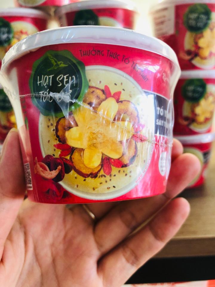 Tổ Yến Thật Sấy Thăng Hoa-Hạt Sen Táo Đỏ-duoc-ban-tai-HẬU HOÀNG STORE