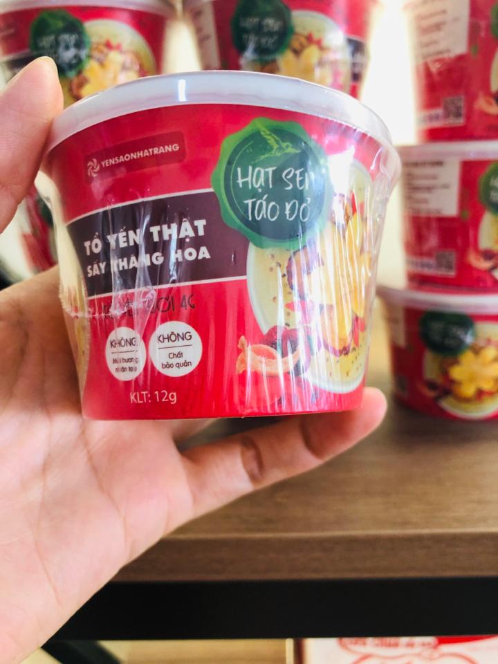 Tổ Yến Thật Sấy Thăng Hoa-Hạt Sen Táo Đỏ-duoc-ban-tai-HẬU HOÀNG STORE