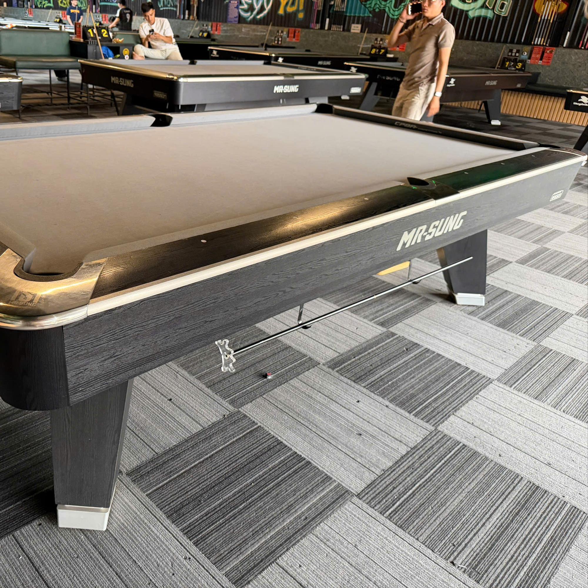 Bàn Lỗ MrSung Đen ( Quận 12 21/04/2026 ) PT-duoc-ban-tai-BILLIARD Hoàng Dũng