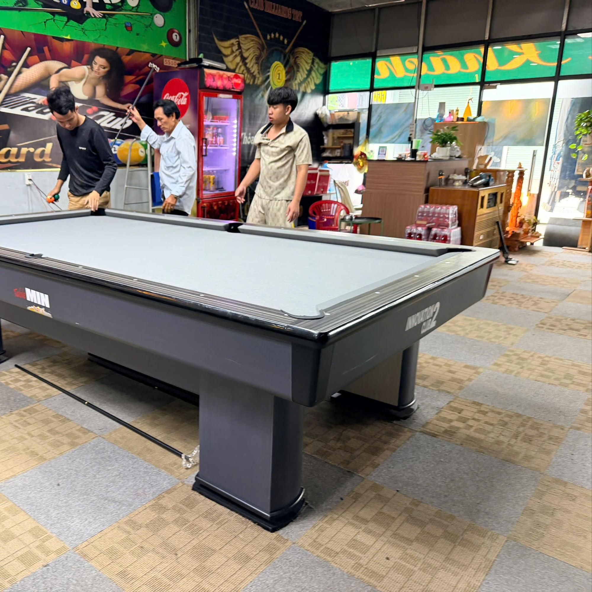 Bàn Lỗ Min Xám ( Bình Chuẩn 04/7/2026 ), ( Hóc Môn 07/08 ) PC-duoc-ban-tai-BILLIARD Hoàng Dũng