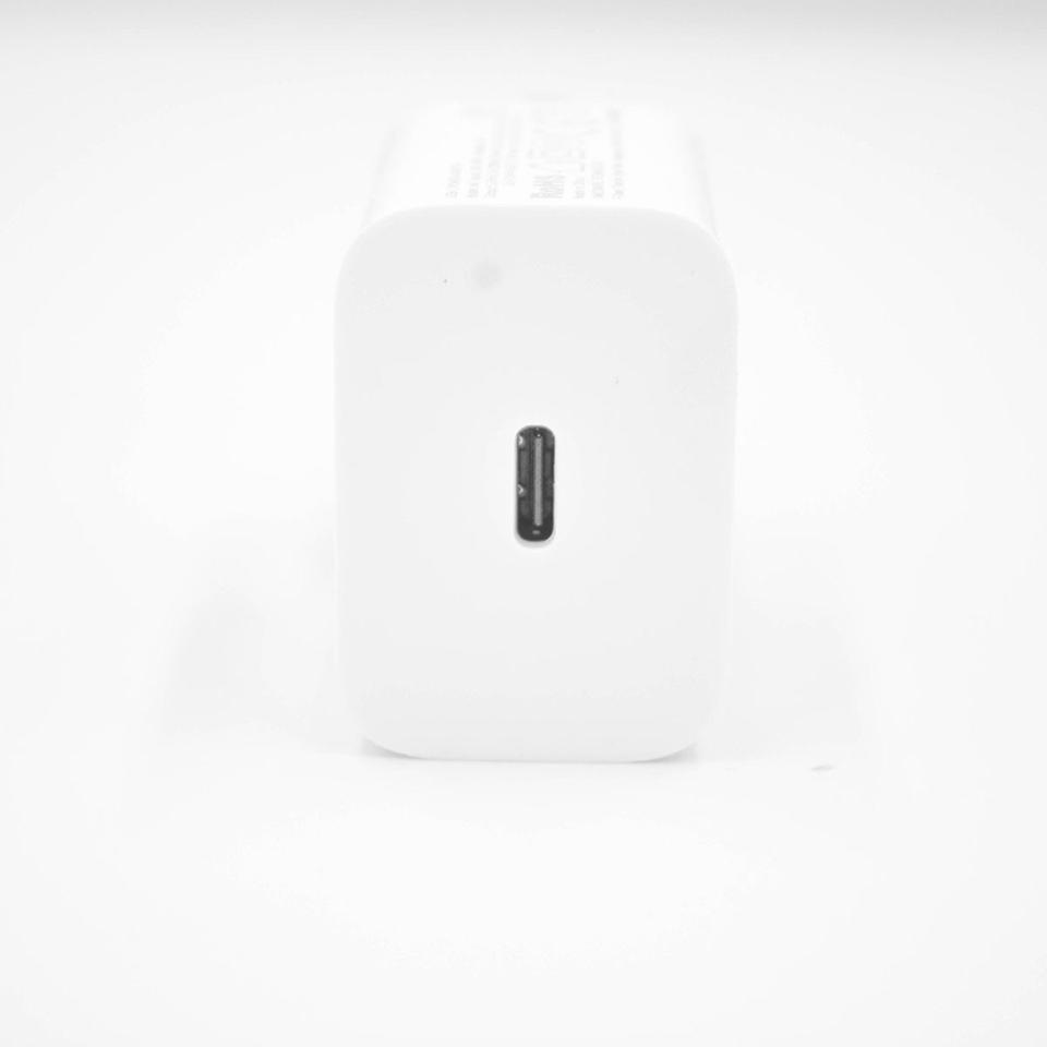 ADAPTER SẠC TYPE C PD 20W UMETRAVEL A6-duoc-ban-tai-CÔNG TY TNHH PHÚC HIỀN