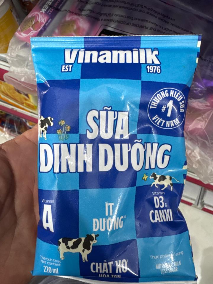 Vinmilk it đường-duoc-ban-tai-Tạp Hoá Thái Lan