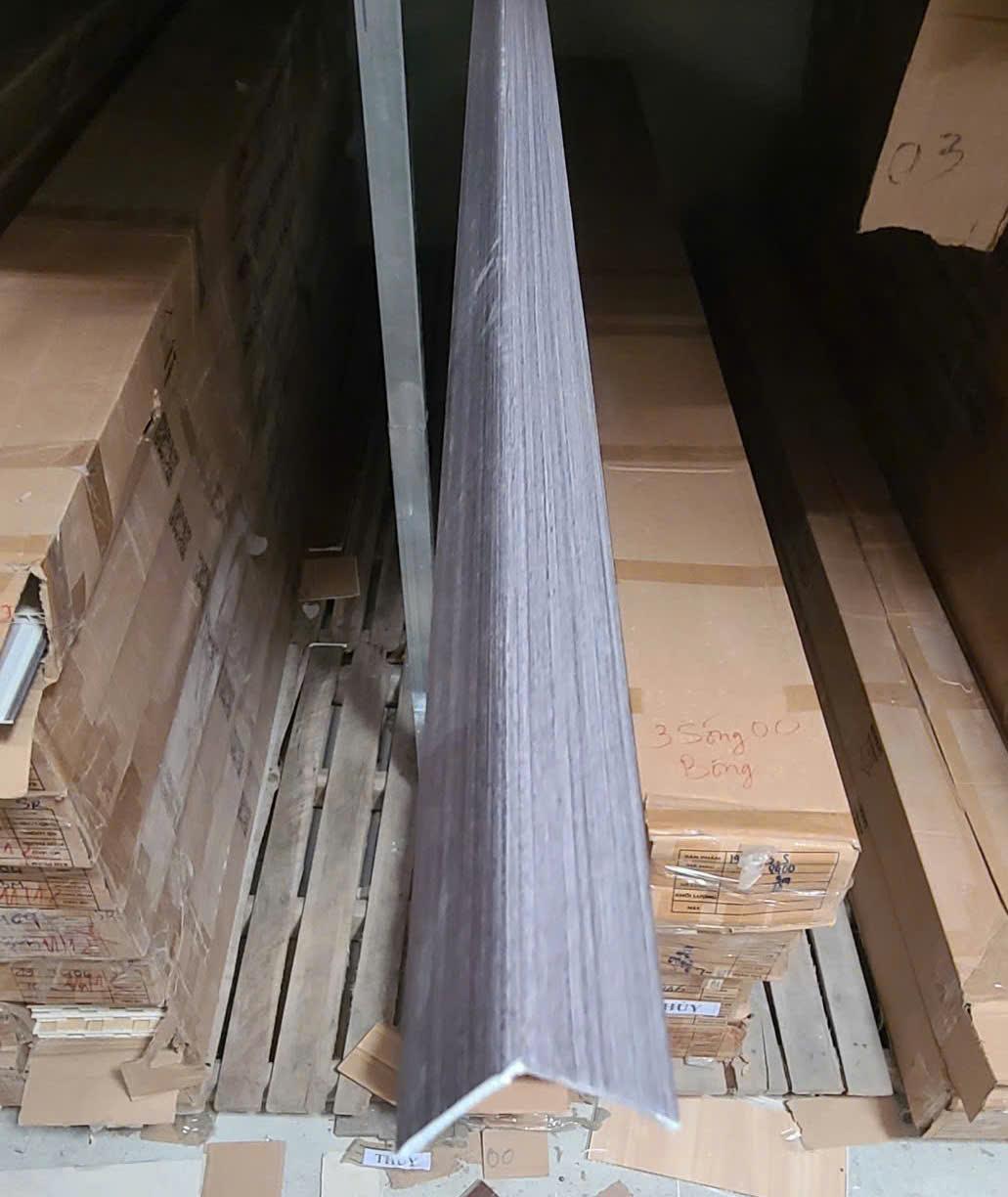 V góc KV-M-duoc-ban-tai-Kiến Văn Cần Thơ