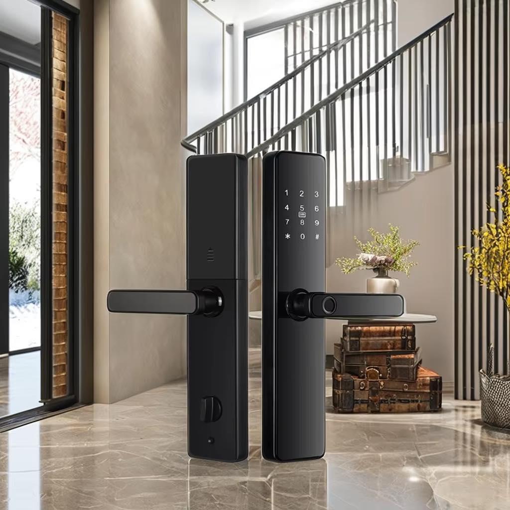 Khoá thông minh Lovar LV03- Màu Đen-duoc-ban-tai-SHOWROOM KHOÁ CỬA LỘC PHÁT