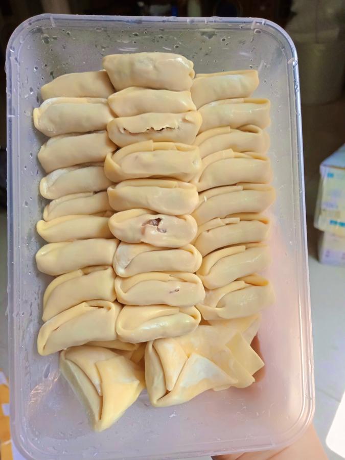 Hoành thánh tôm thịt (hộp 0,5kg)-duoc-ban-tai-MeMonMi Food