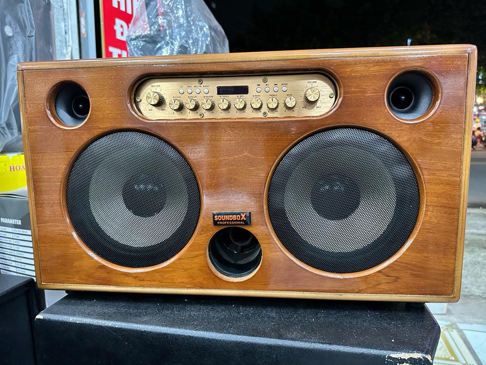 Soundbox 8018G-duoc-ban-tai-Điện Máy Phú Tân