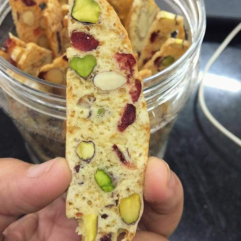 Biscotti : Pistachio& Cranberry-duoc-ban-tai-C3.KITCHEN ( oder lẻ)