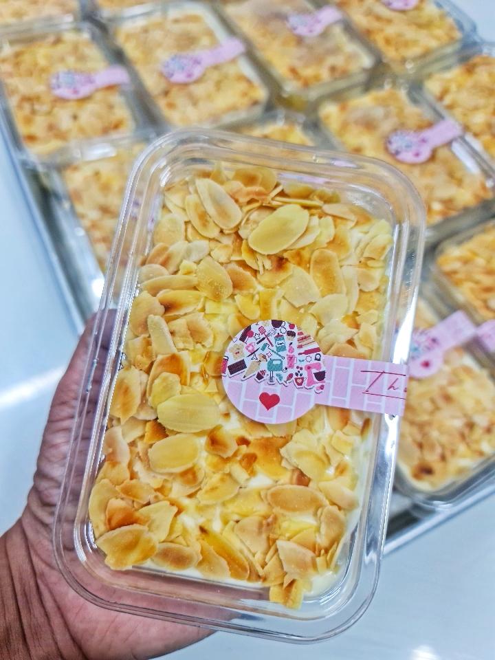 Sweet box: HẠNH NHÂN-duoc-ban-tai-C3.KITCHEN ( oder lẻ)