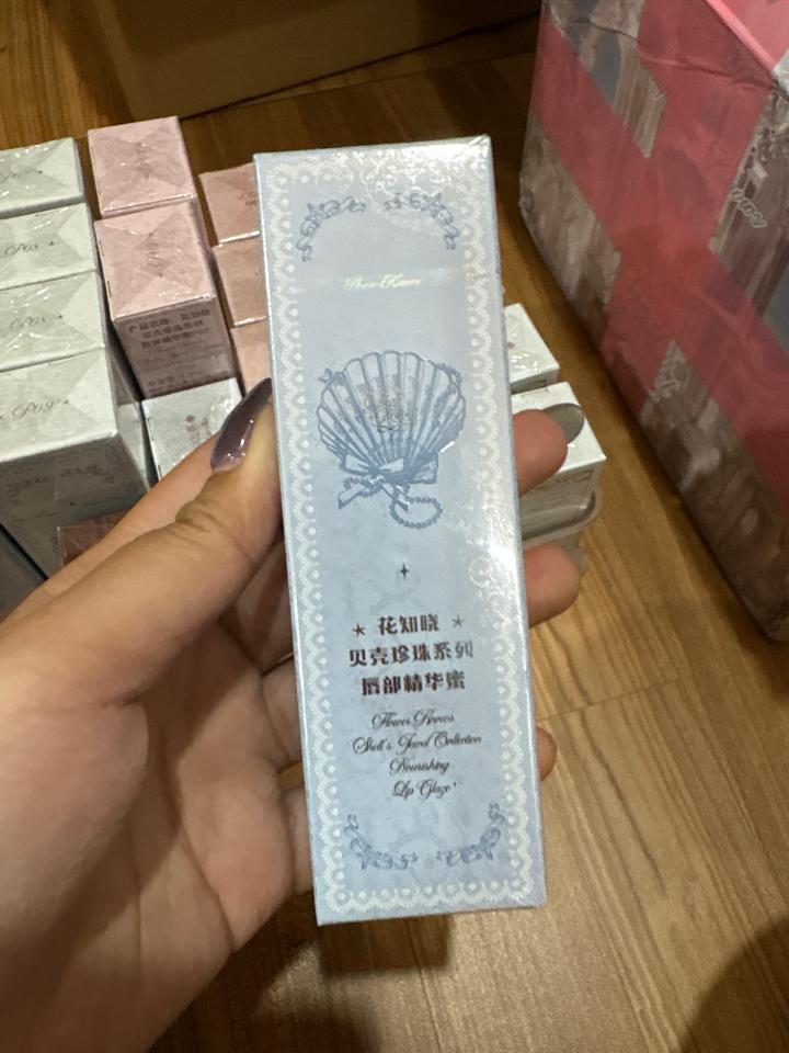 Son Sò 5-duoc-ban-tai-Buôn làng Hoa Biết