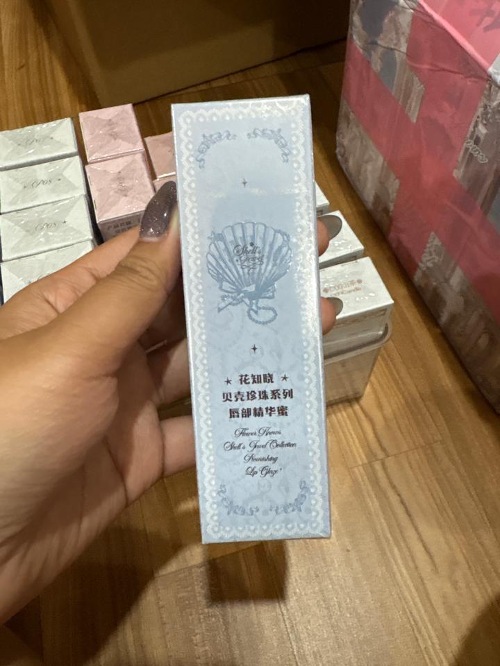 Son Sò 6-duoc-ban-tai-Buôn làng Hoa Biết