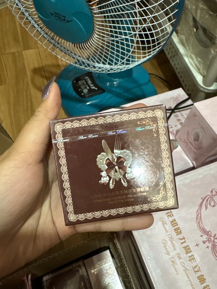 Móc khoá Gấu nâu-duoc-ban-tai-Buôn làng Hoa Biết