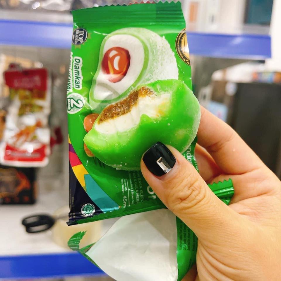 Kem Mochi lá dứa-duoc-ban-tai-Hoàng Huyền