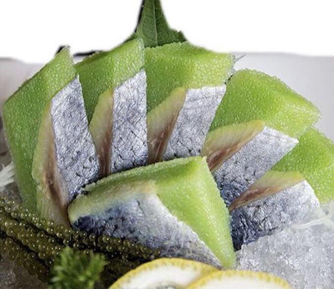 Cá trích ép trứng (xanh)-duoc-ban-tai-Hoàng Huyền
