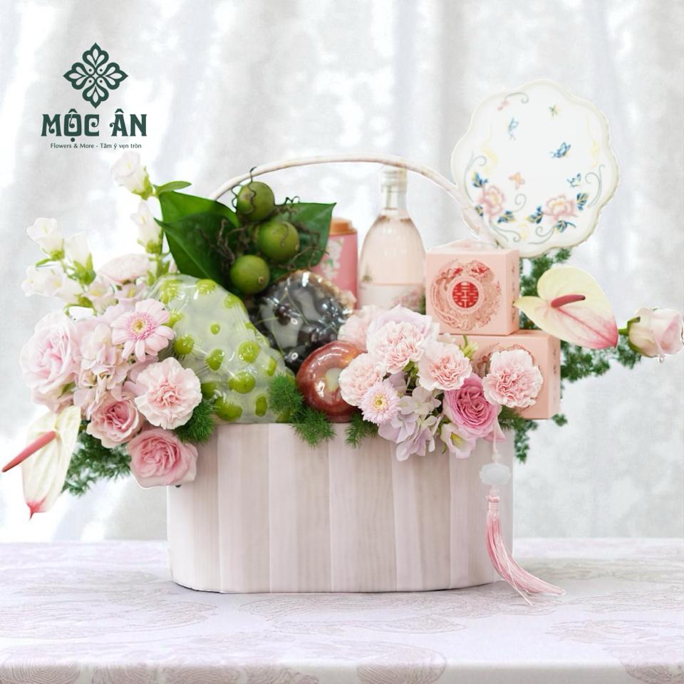 Giỏ Hoa Quả Tông Hồng Rượu Bánh Nho Táo Cherry Cau Trầu-duoc-ban-tai-HOA LỄ MỘC ÂN
