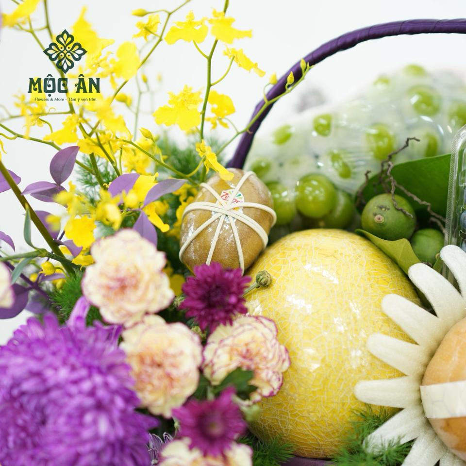Giỏ Hoa Quả Tông Tím Vàng Nho Lê Dưa Kiwi Trà Thuốc-duoc-ban-tai-HOA LỄ MỘC ÂN