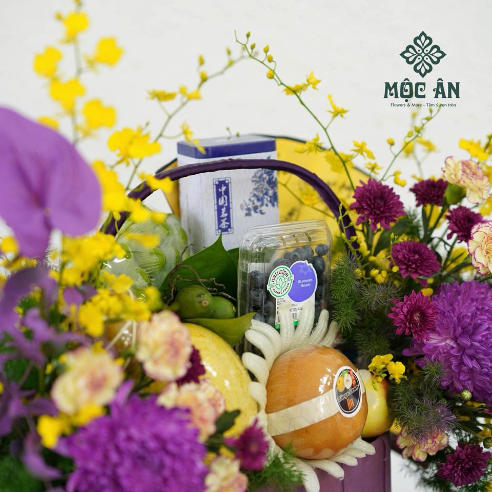 Giỏ Hoa Quả Tông Tím Vàng Nho Lê Dưa Kiwi Trà Thuốc-duoc-ban-tai-HOA LỄ MỘC ÂN