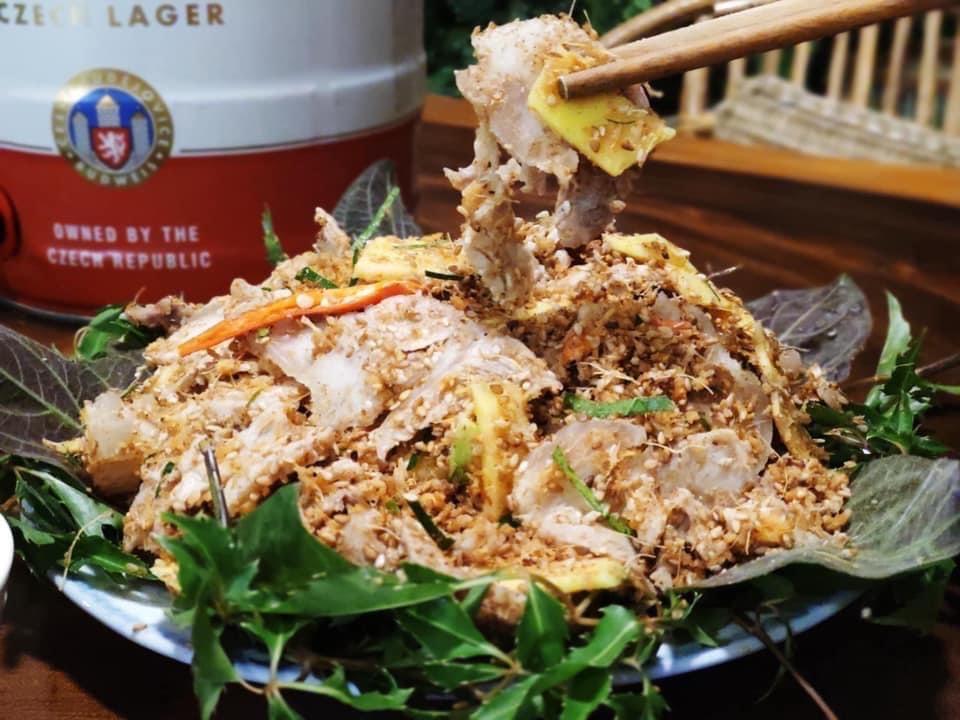 Thịt chân giò heo bóp giềng -duoc-ban-tai-BẾP NẮNG