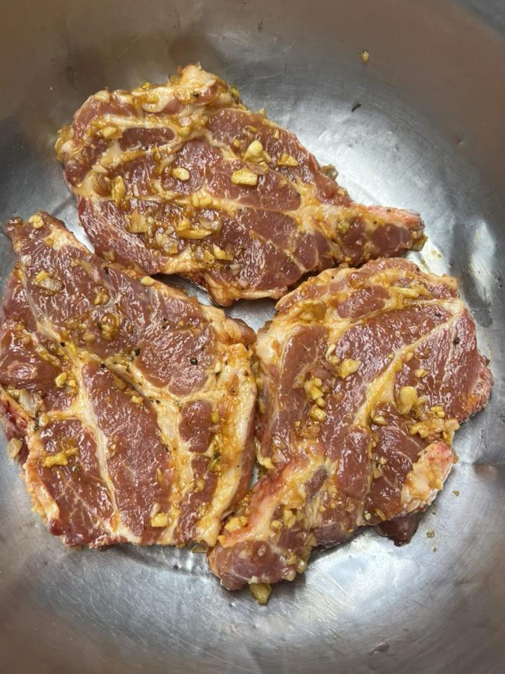 Vai giòn BBQ-duoc-ban-tai-BẾP NẮNG
