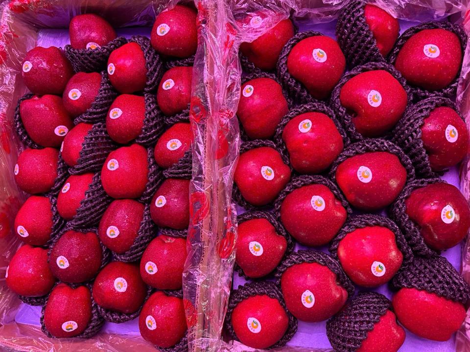 Táo DG (Hàn)-duoc-ban-tai-Siêu Thị Mini - Gia Đình Food