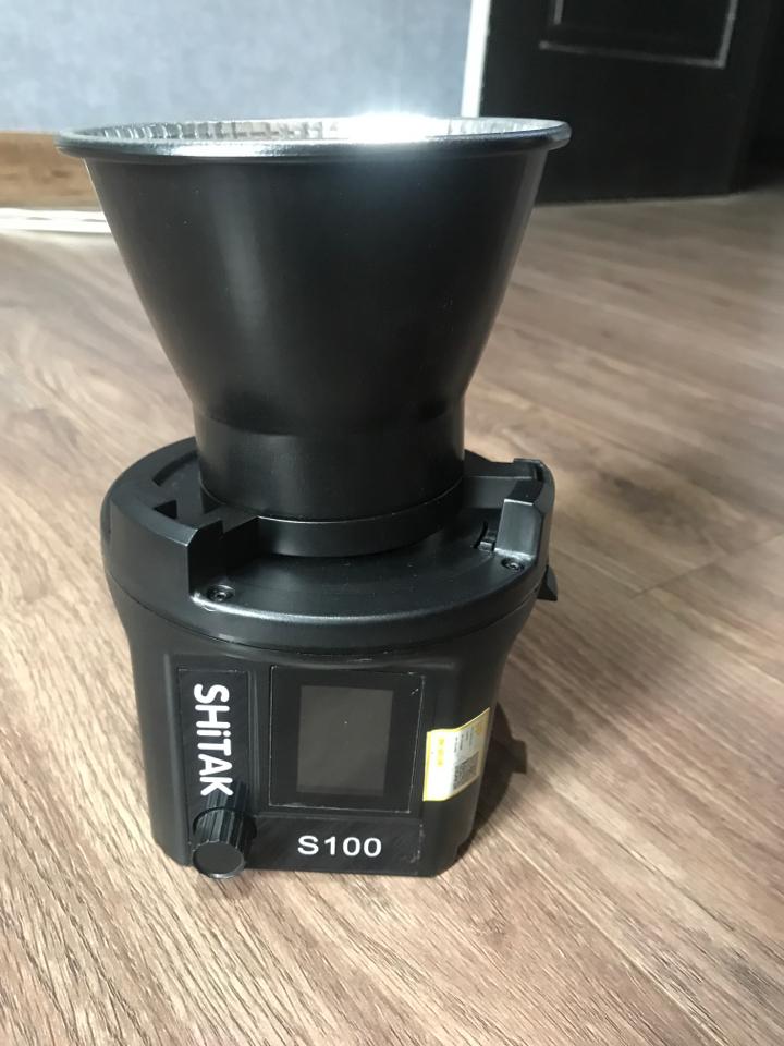 Bộ Đèn Led S100( 2Pin, sạc)-duoc-ban-tai-SuZu Sevice