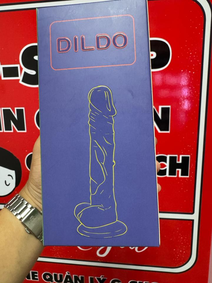 Dương vật giả hít tường Dildo-duoc-ban-tai-G-SHOP Nguyễn Đáng