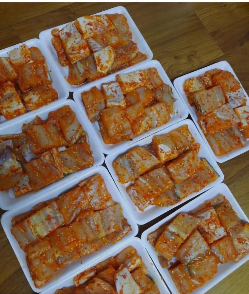 Cá dứa tỏi ớt-duoc-ban-tai-Cty TNHH TM TP HOÀNG HẢI.MST: 0315783523. Mail: thucphamhoanghai1976kk@gmail.com