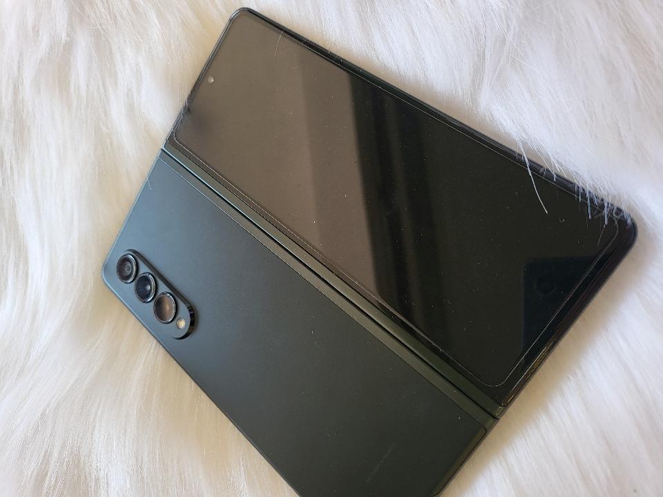 Zfold 3 256g vn Thanh lý-duoc-ban-tai-Thanh Tùng Mobile Đà Lạt