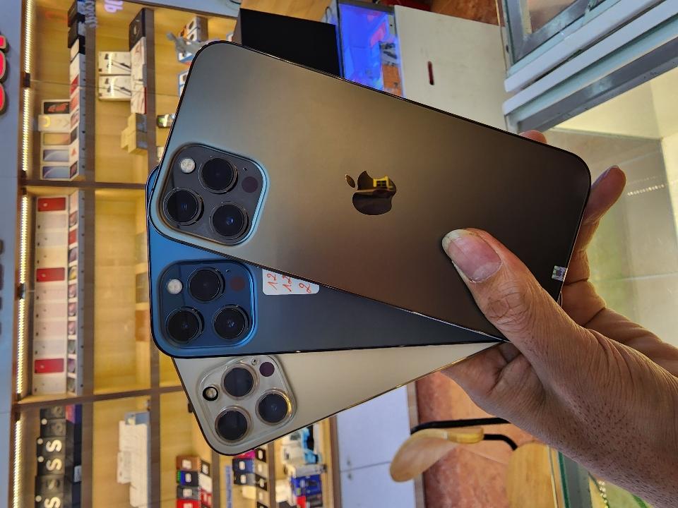 Iphone 12 promax 256g keng thu khách-duoc-ban-tai-Thanh Tùng Mobile Đà Lạt