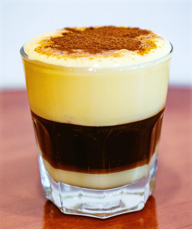 Cafe Trứng-duoc-ban-tai-CAFE HOÀI