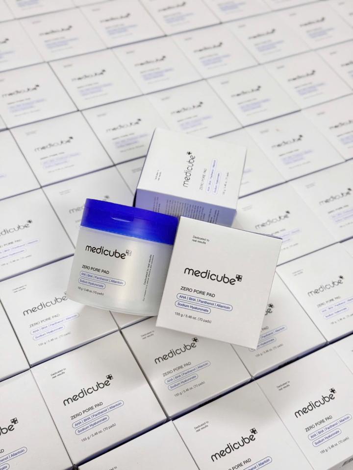 Toner Pad Medicube xanh trắng-duoc-ban-tai-Hanne Order Authentic