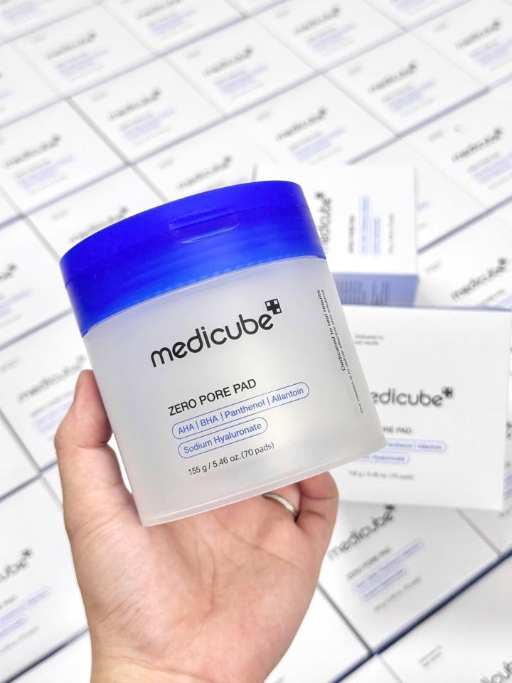 Toner Pad Medicube xanh trắng-duoc-ban-tai-Hanne Order Authentic