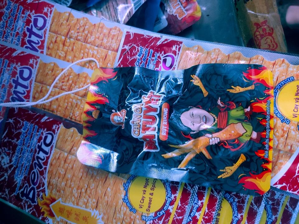 Chân rx đen bà tuyết-duoc-ban-tai-Nguyễn dung