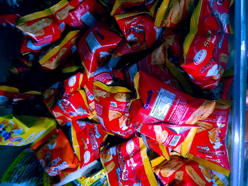 SnAck mực chiên bơ-duoc-ban-tai-Nguyễn dung