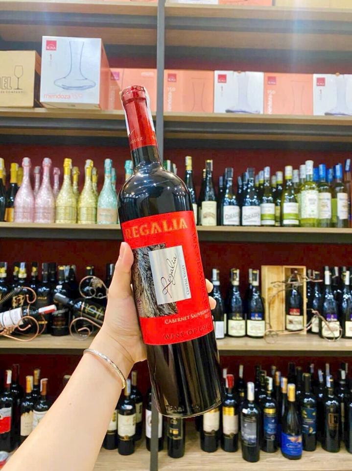 Rượu vang Regalia Cabernet Sauvignon

-duoc-ban-tai-www.WineCorp.vn VANG NGON, GIÁ TỐT