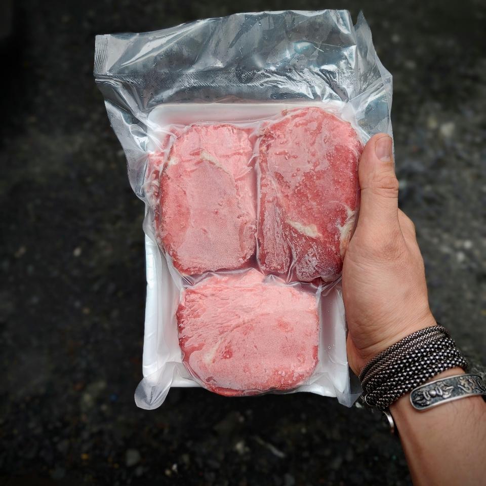 Bò tái thái lát (1 khay 500gr)-duoc-ban-tai-LONG BẢO AN FOOD CO.,LTD