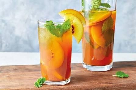 Trà đào-duoc-ban-tai-Cà phê Điểm Hẹn