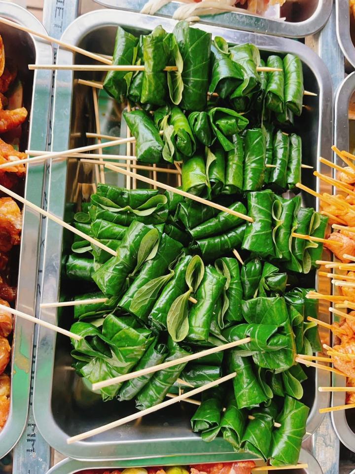 Bò lá lốt-duoc-ban-tai-Quán Ú