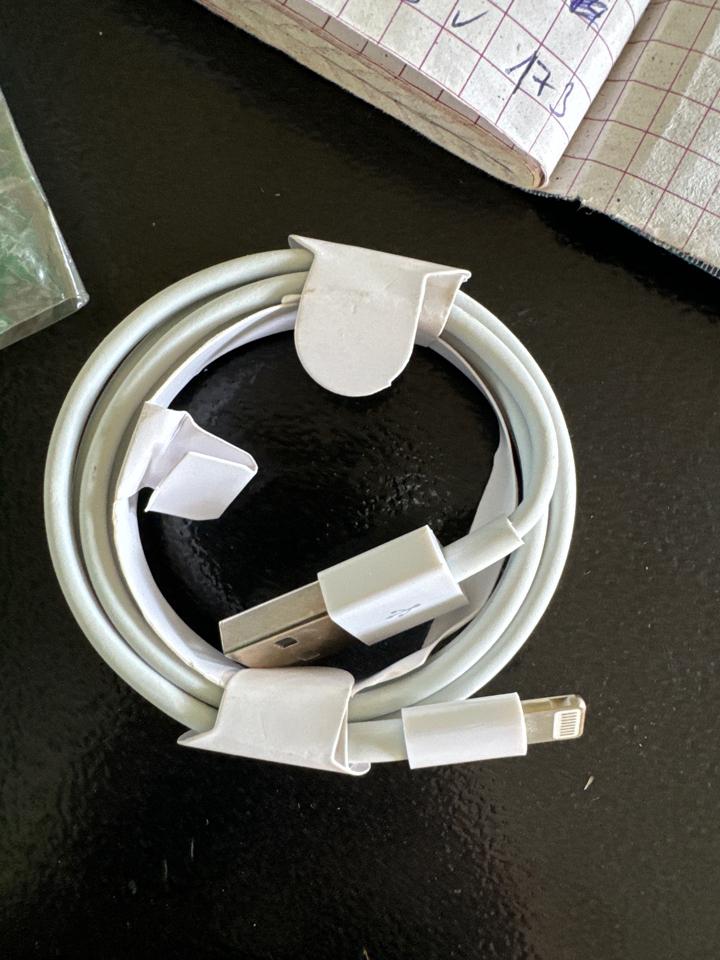 Cáp 5w cho Iphone-duoc-ban-tai-Cửa hàng điện thoại PHÚC BẢO 3