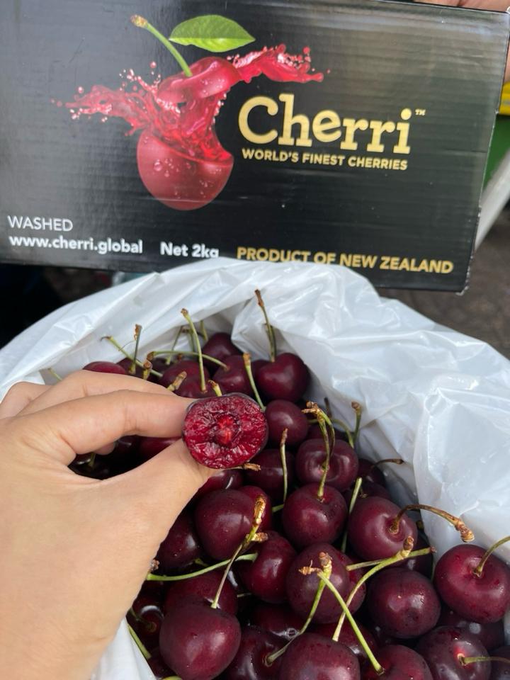 Cherry-duoc-ban-tai-4SFoodshop - Thực Phẩm Cao Cấp