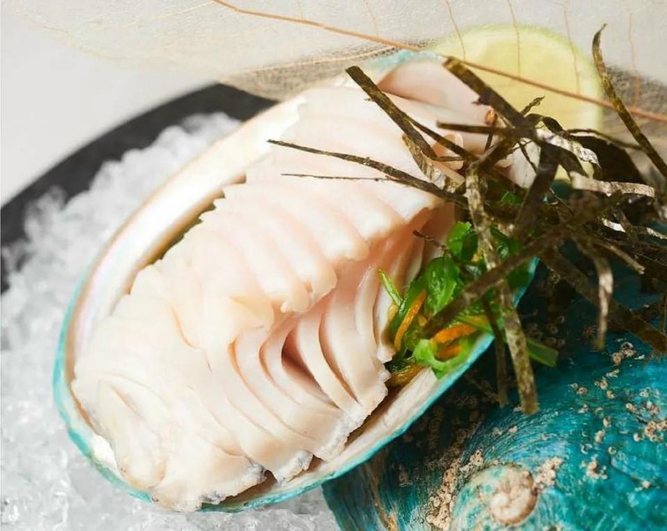 Bào Ngư Úc Xanh Jade Tiger-duoc-ban-tai-4SFoodshop - Thực Phẩm Cao Cấp