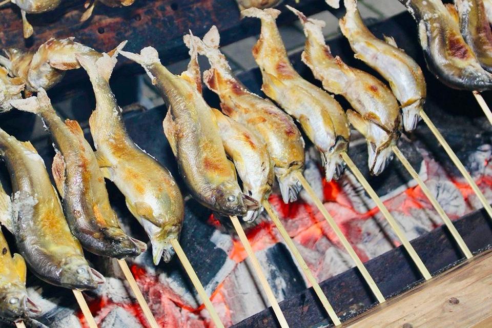 Cá Ayu Nhật-duoc-ban-tai-4SFoodshop - Thực Phẩm Cao Cấp