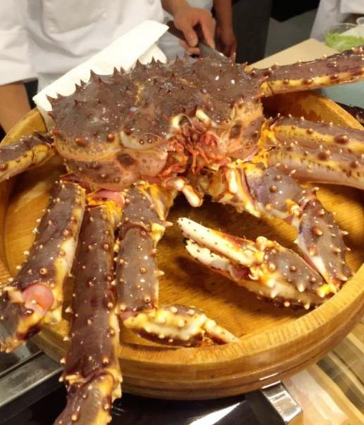 Cua Hoàng Đế (King Crab đỏ)-duoc-ban-tai-4SFoodshop - Thực Phẩm Cao Cấp