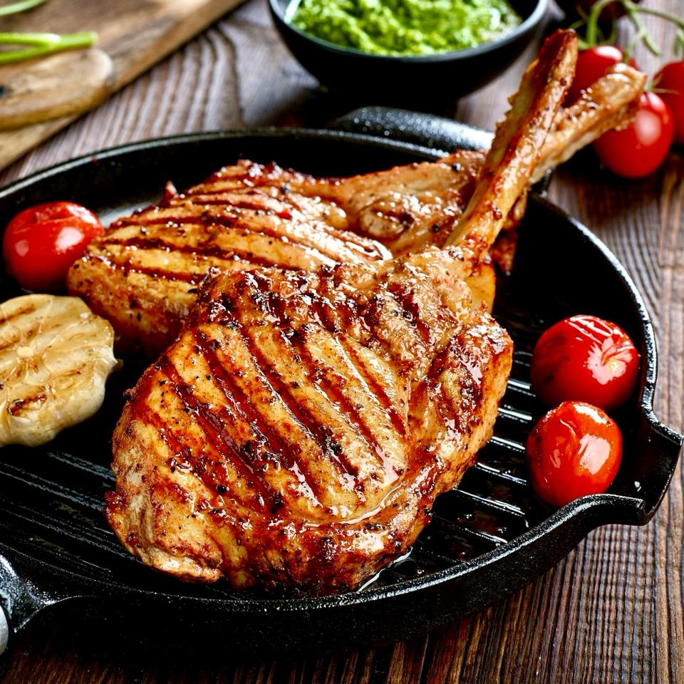 Tomahawk Bò Wagyu Mỹ-duoc-ban-tai-4SFoodshop - Thực Phẩm Cao Cấp