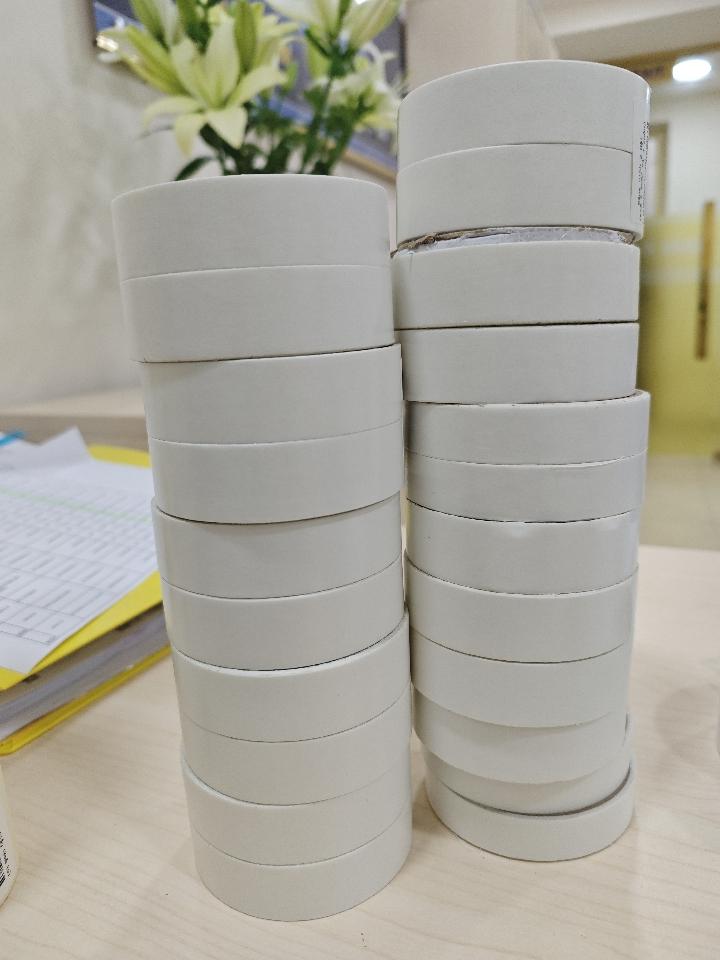 Băng Dính 2 Mặt (Khổ 2,5 cm/ Vỉ 2 cuộn)-duoc-ban-tai-TẠP HOÁ 805