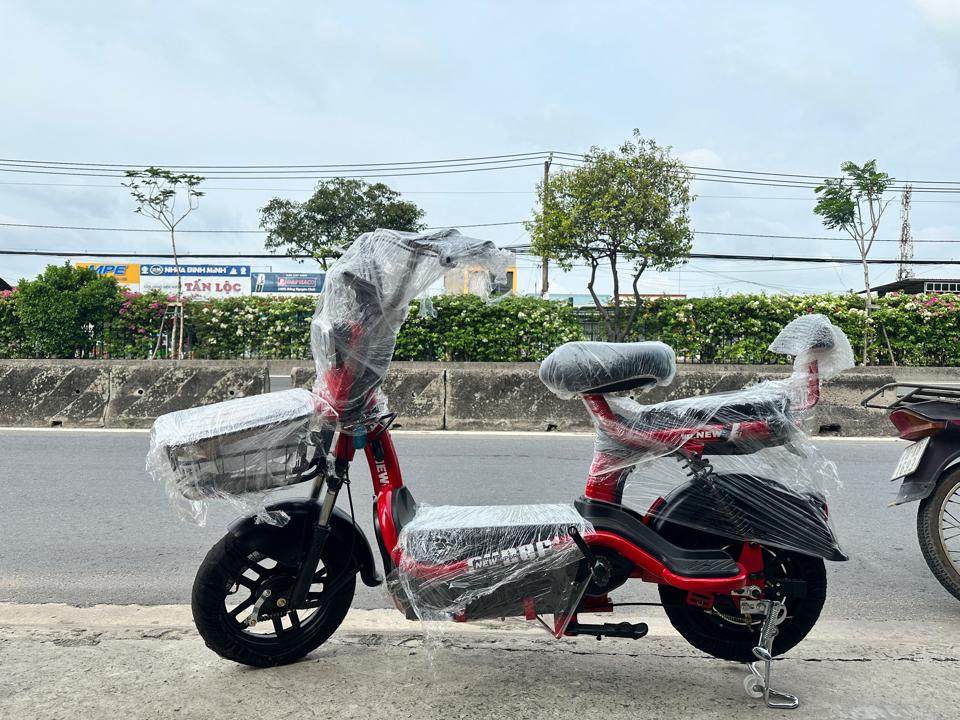 Newber SUP-duoc-ban-tai-CTY TNHH PHOENIX E BIKE