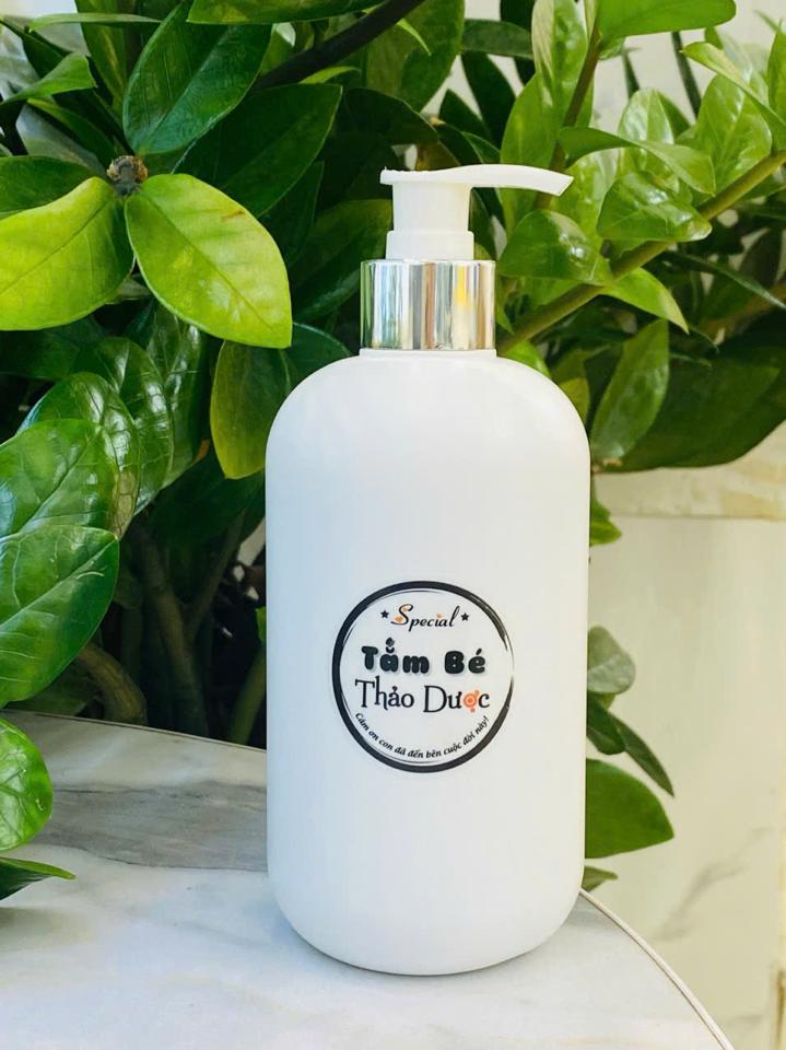 Tắm bé - Thảo dược thuần chay Special (chai 500ml)-duoc-ban-tai-Siêu thị Special