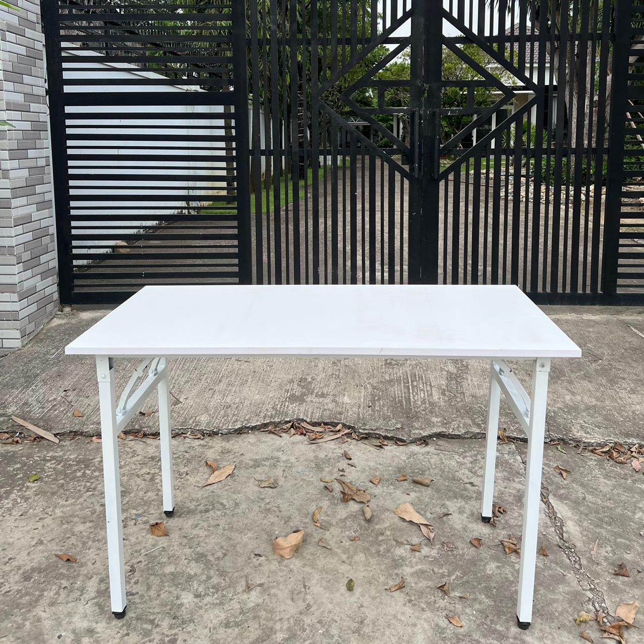 BÀN TRẮNG CHÂN GẬP-duoc-ban-tai-TRẦN LÊ SHOW