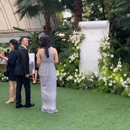 STANDEE CONG HÌNH CUỘN GIẤY-duoc-ban-tai-TRẦN LÊ SHOW